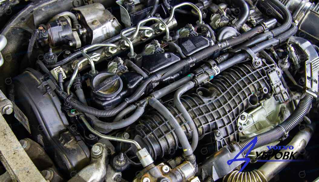 Замена клапанной крышки дизельного двигателя D5 Volvo XC90 new 2015